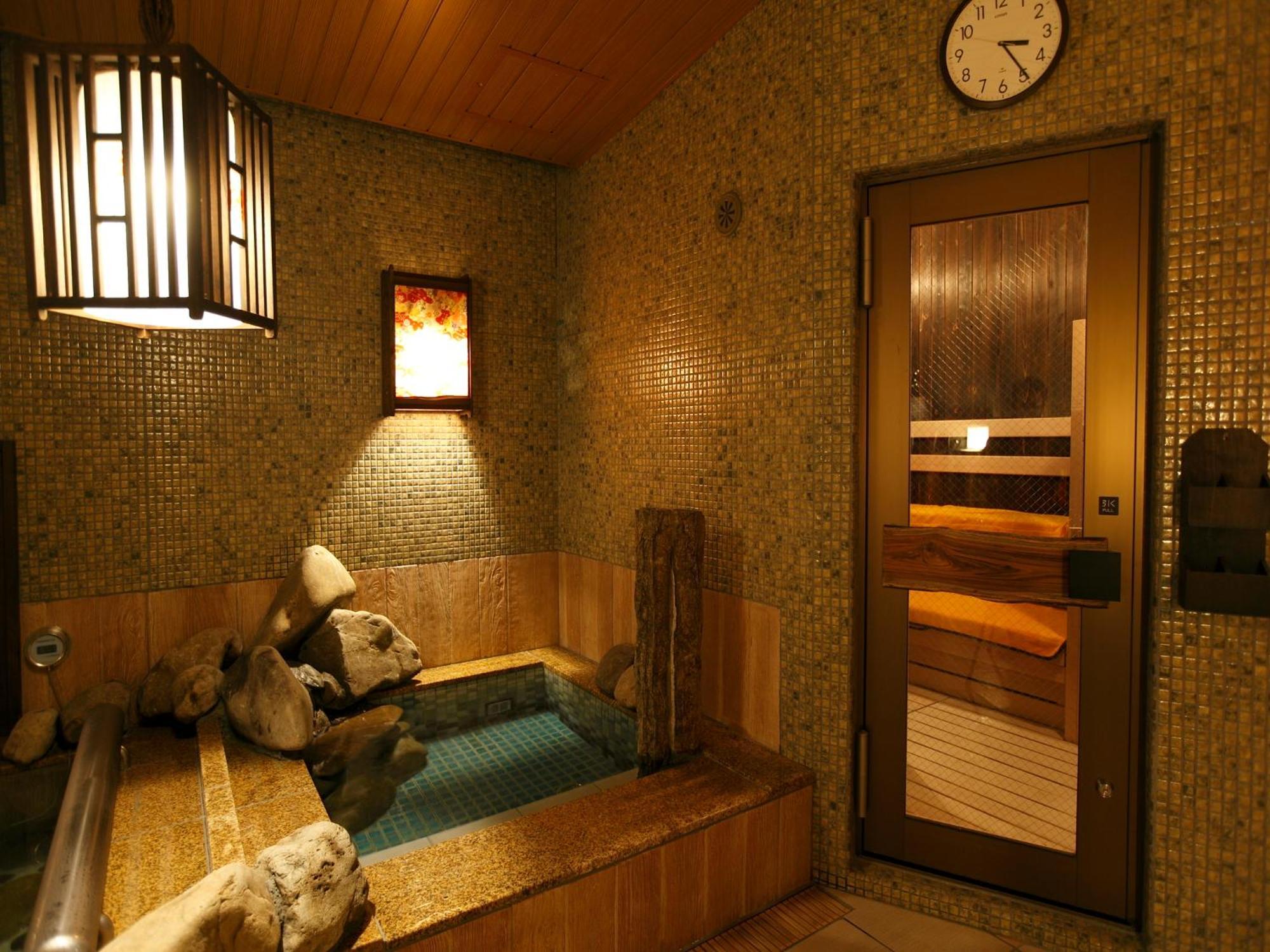 天然温泉 紀州の湯 ドーミーインpremium和歌山 4* 和歌山市